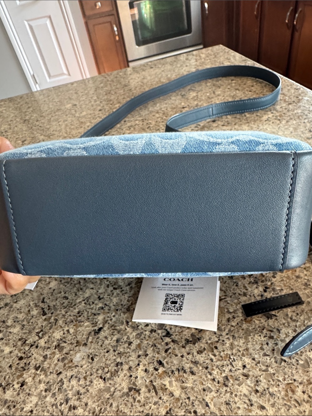 💙Cute Coach Denim Signature Canvas Shoulder Bag in Light Blue with Navy Trim NWT - Picture 8 of 17